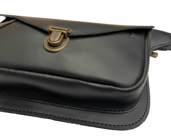 Funrey Bolso Riñonera de piel de Ubrique Negro. Medidas 19.5x10.5x5cm - Imagen 2