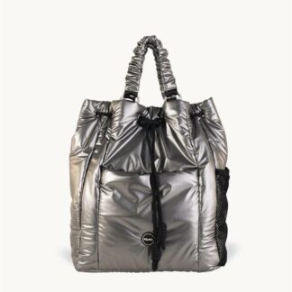 MOCHILA NYLON METALIZADO, CIERRE SACO, COLOR PLATA